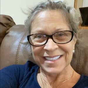 Meet your Posher, Anthi